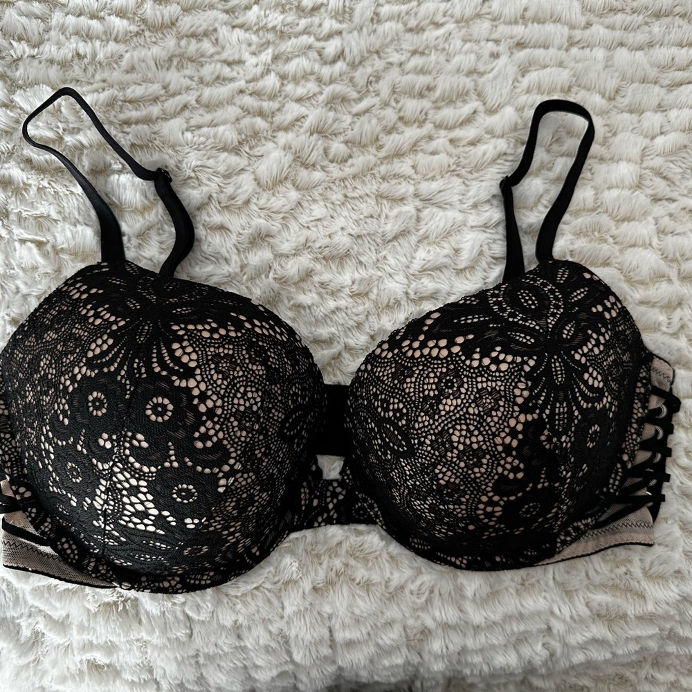 Victoria Secret Bar with corset side detail. 36DD